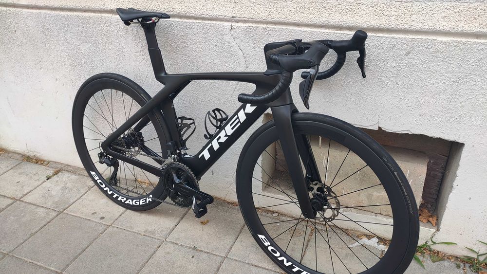 Шосеен велосипед Trek Madone  SL6 Gen7 - 2024