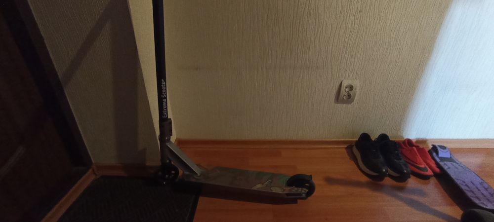 Продам трюковой самокат