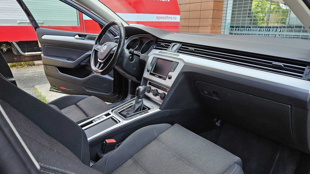 Proprietar vand VW Passat B8 2017 – 2.0 TDI 150 CP – DSG - 156000KM