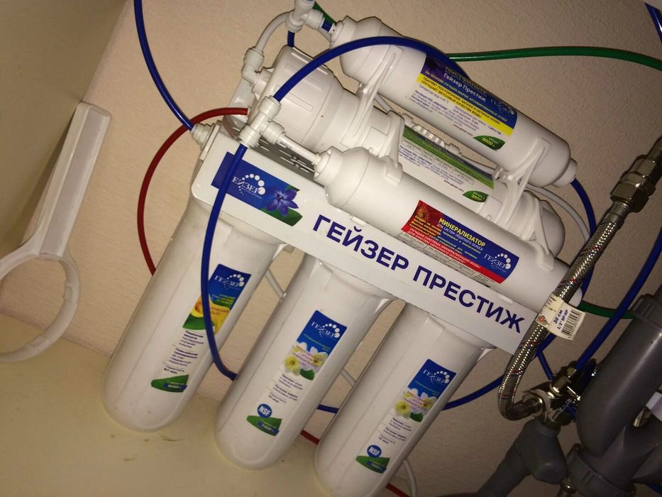 Профессиональная установка фильтра обратного осмоса