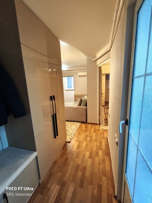 1 ком на Шота Руставели ориентир Bon кафе