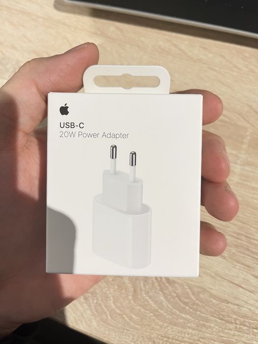 Адаптер на 20w оригинал