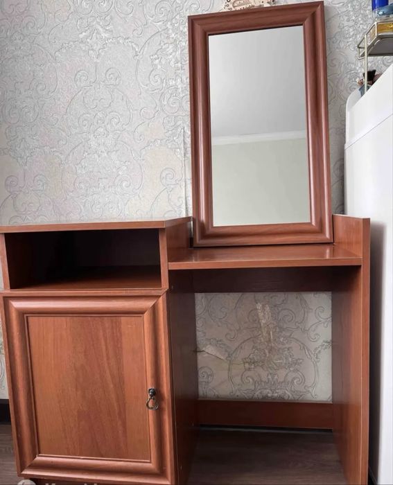 Продам тумбу в хорошем состоянии