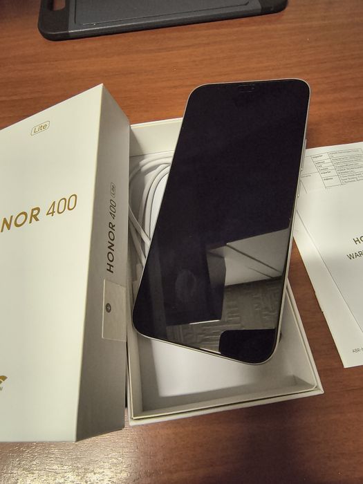 Telefon Honor 400 lite