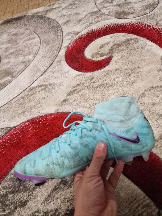 Ghete nike phantom Luna