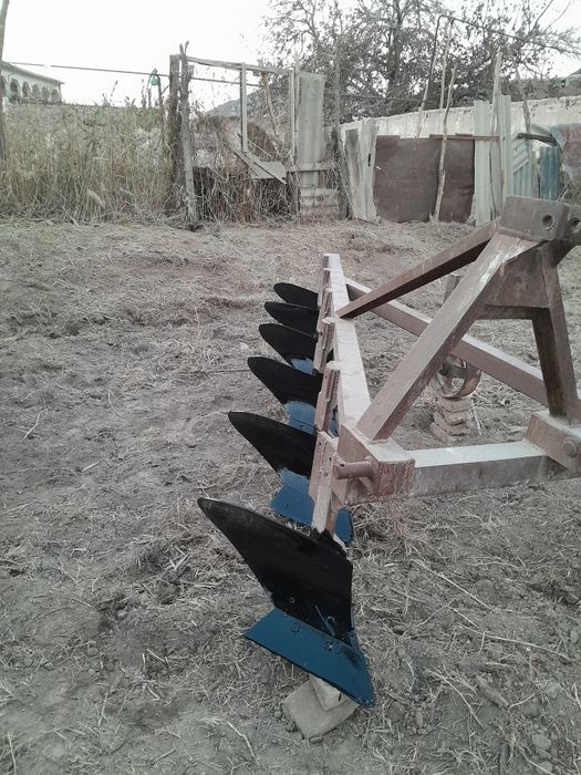 Plug sotiladi narxi 8 milyon