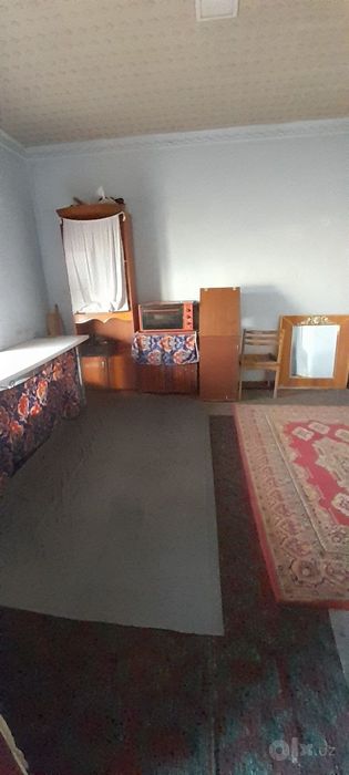 Hamma sharoiti bor uy sotiladi