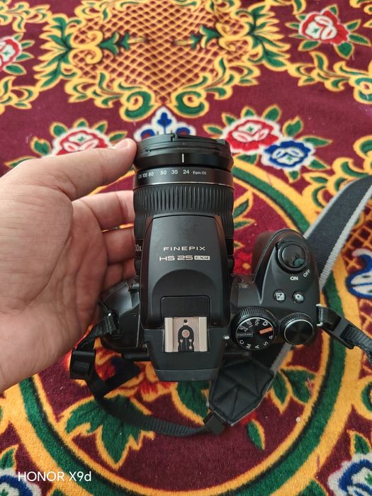 Fujifilm HS25 EXR — Arzon narxda professional apparat!