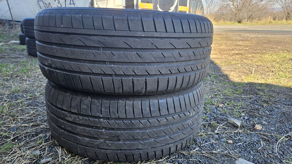 2бр гуми 225 55 16 дот 22 лауфен laufen