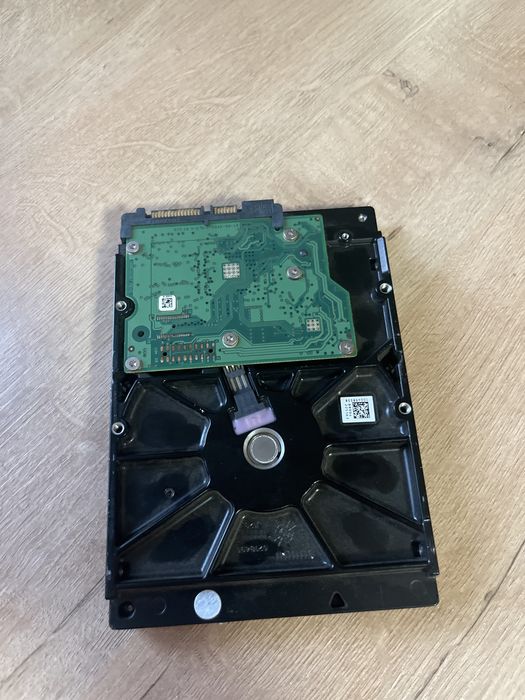 Продам жесткий диск ссд