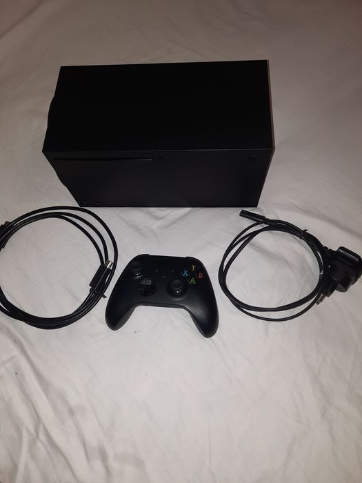 Xbox Series X в идеальном состоянии.