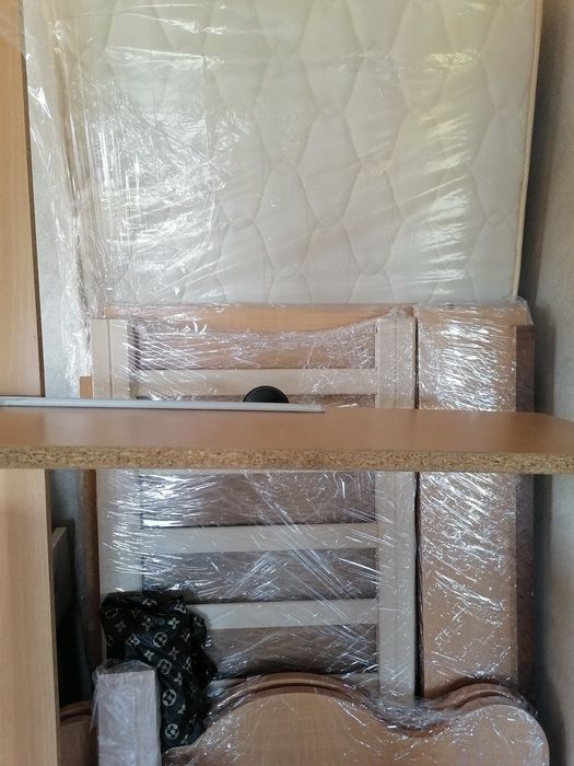 Детското легло "Аделина лукс" от Dizain Baby с 2 матрака