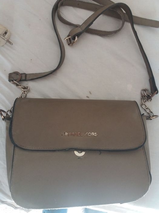 Сумки б/у цвета цены разные