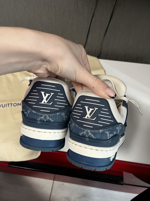 Louis Vuitton - обукви