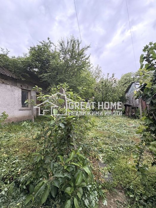 Топ локация!! Етаж от къща!! Вароша!!