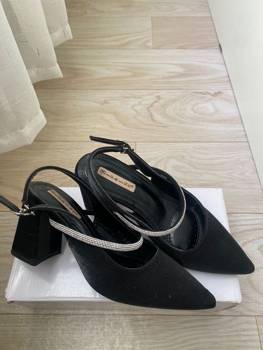 Продам новые туфли размер 37