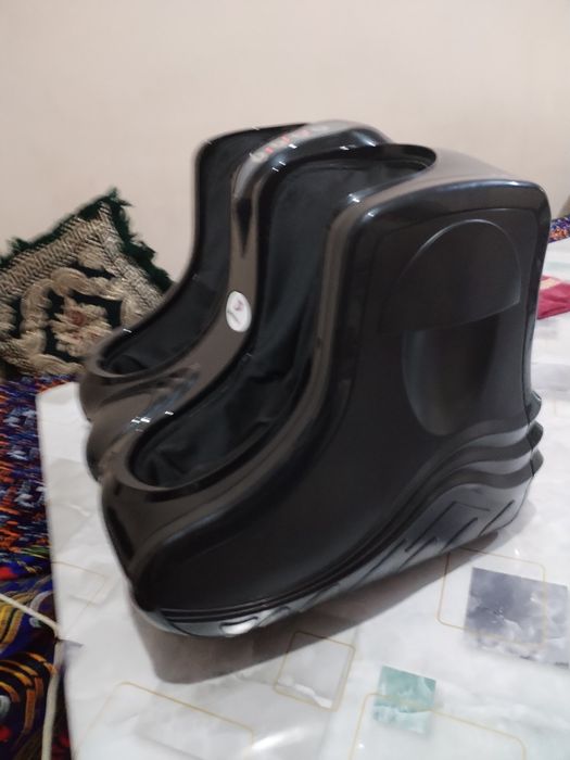 Massajor oyoq uchidan tizzagacha