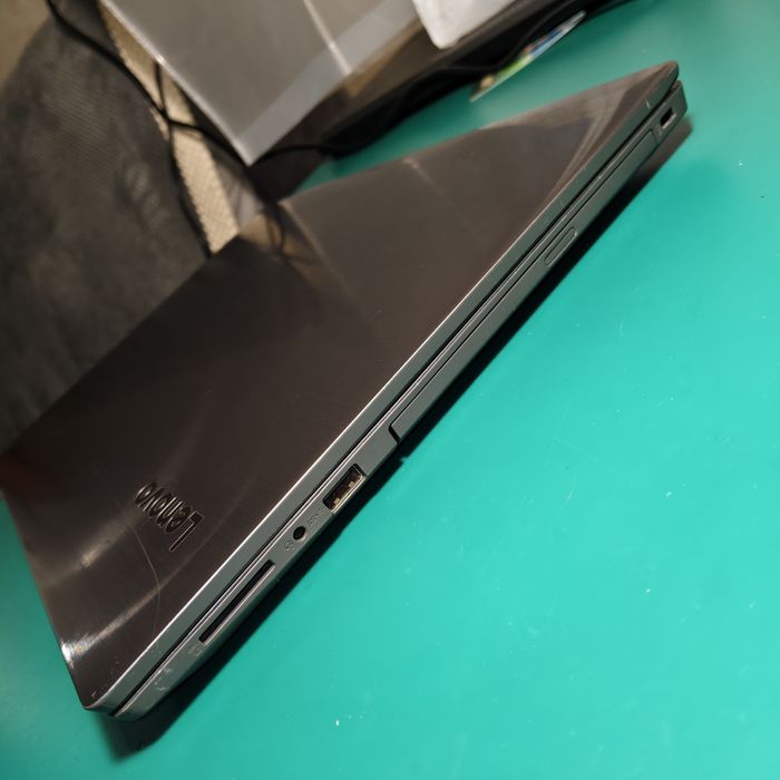 4x ядерный Lenovo Core i5 8250U