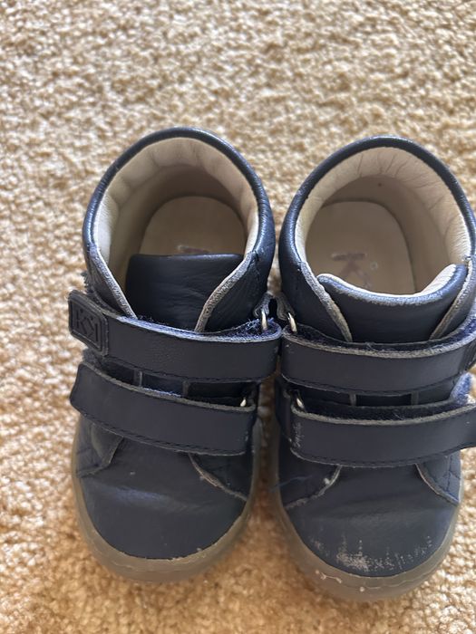 Детски обувки 20 номер за прохождане и домашни пантофи Колев и Колев