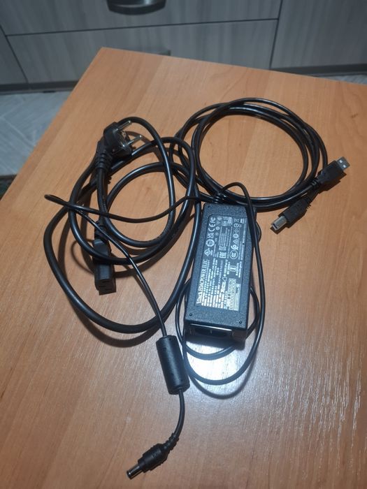 Продам принтер для наклеек