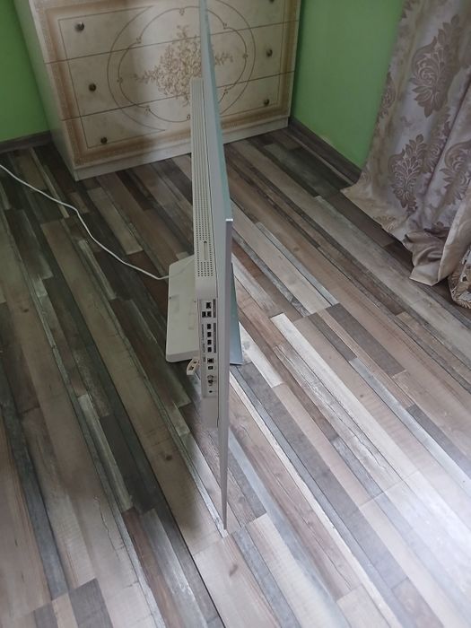 Buna ziua vand o plasma LG OLED