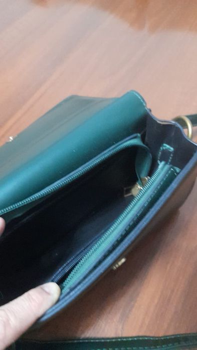 Продам сумочку в отличном состоянии недорого