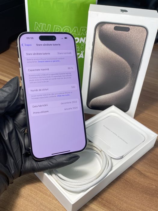 iPhone 15 Pro• 256 GB • Natural Titanium
