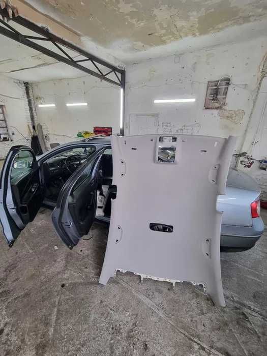 Retapitare plafon auto