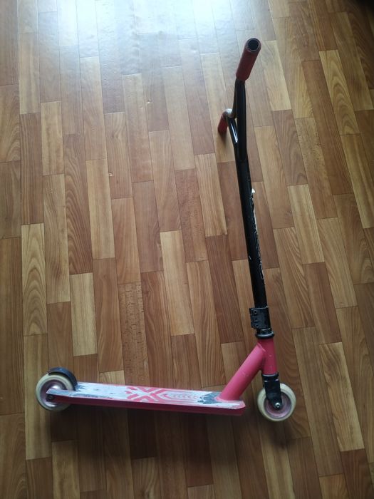 Самокат трюковой