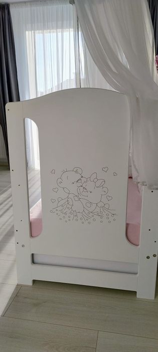 Vând pătuț pentru copii