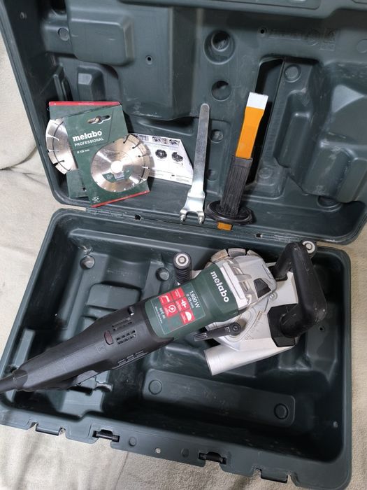 Mașină de frezat caneluri  Metabo MFE 40 putere 1900w (2024)