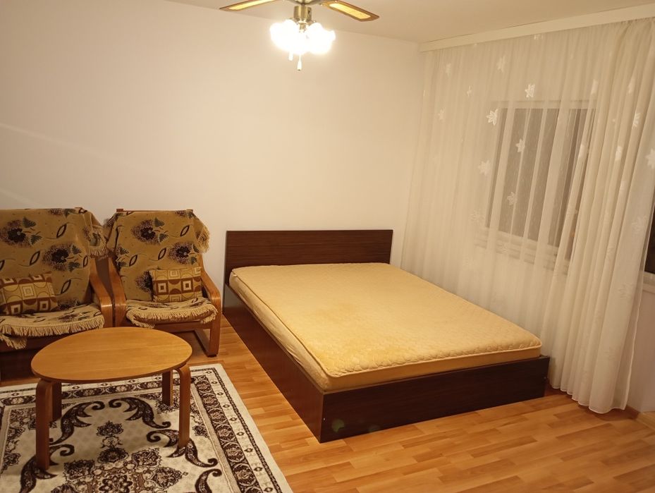 Închiriere Garsoniera decomandata