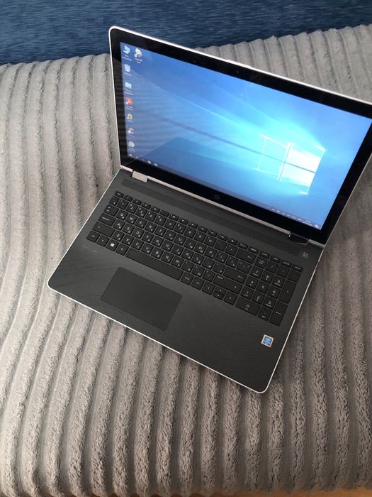 Отлинчый ноутбук Hp windows 10 работает отличнт продам