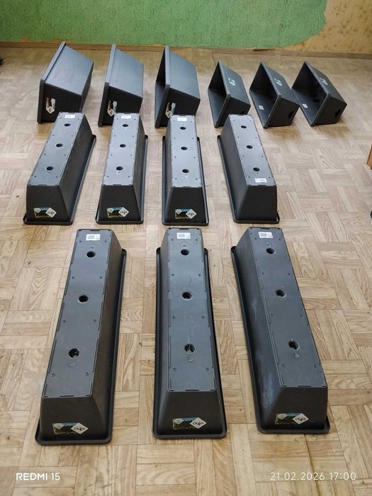 Правоъгълни и кръгли саксии