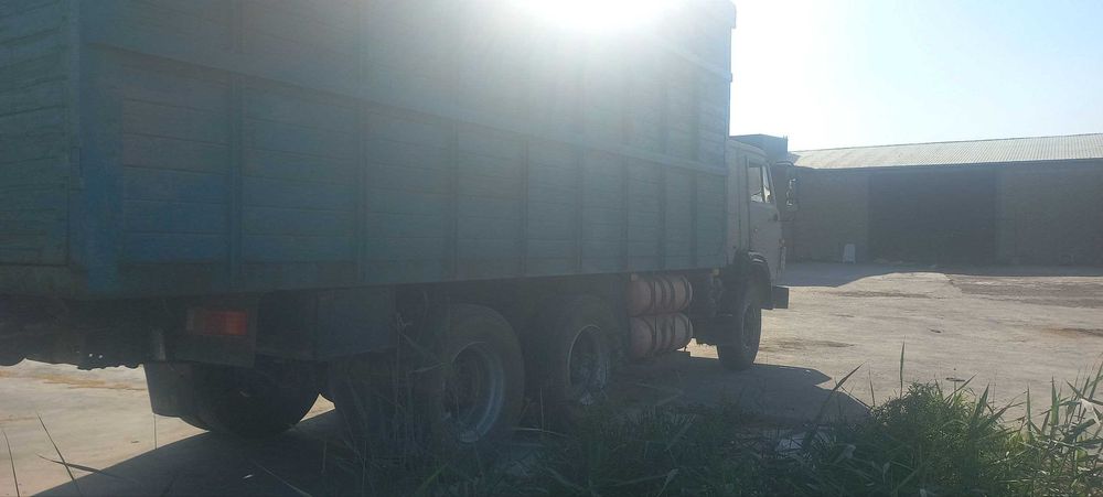 Yuk mashinasi sotuvga chiqarish