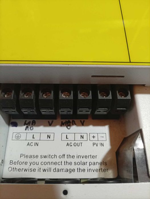 EASUN SMG ii 3.6KW sinus pur 24V cu regulator MPPT 100A