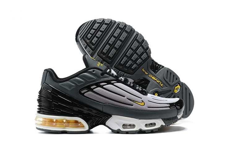 Noul model NIKE Air Max Mt Fuji , pret NOU 450 lei , redus de la 550 !