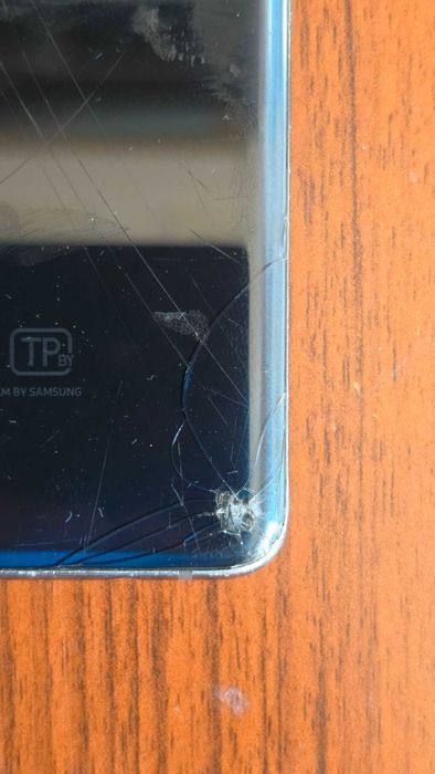 Samsung Galaxy S10+ SM-G975F/DS