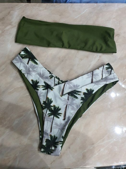 Бански на палмички