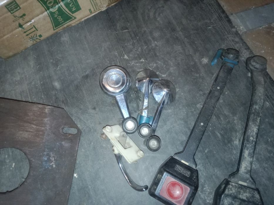 Запчасти на Жигули и Ауди