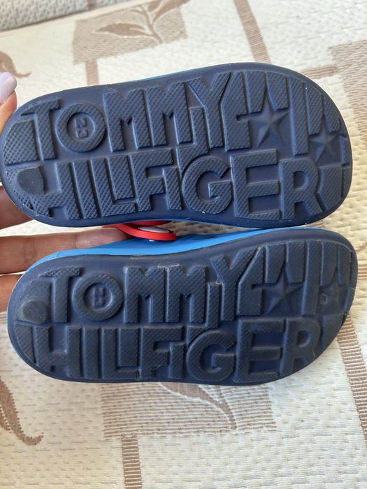 Сандалки Tommy Hilfiger 23