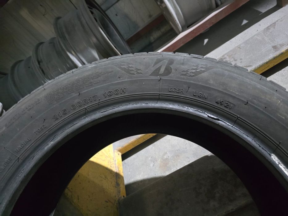 Anvelope 215 60 17 Bridgestone