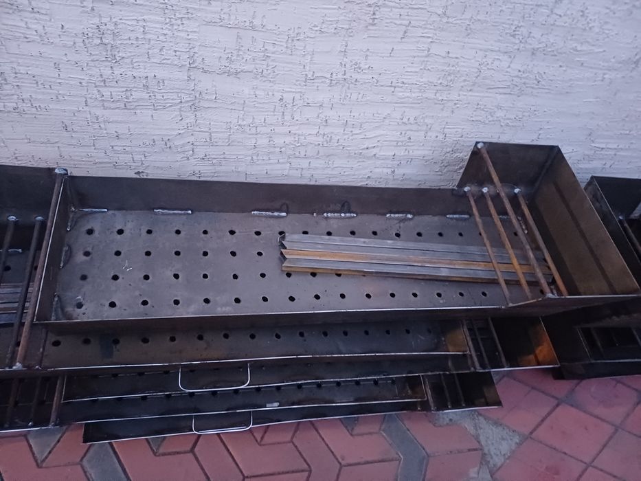 Мангалы с съёмными ножками новые