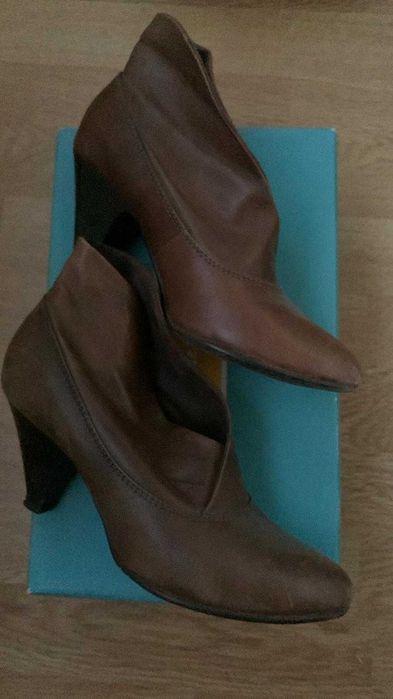 Botine Janet D. Deichman - marimea 36