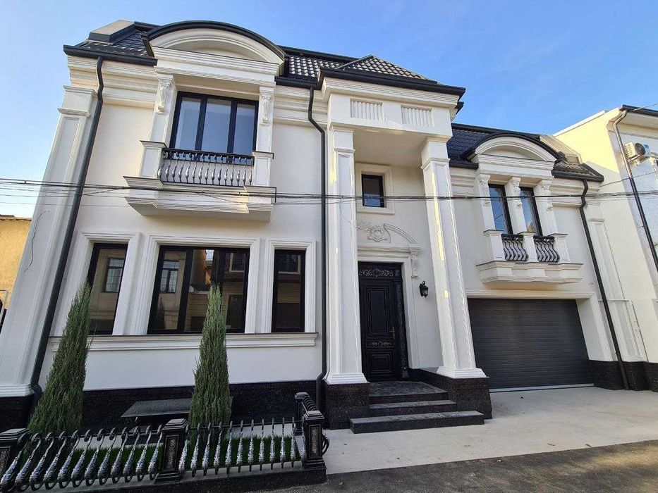 Срочно Продаётся ЕВРО ДОМ на Центр Луначарского в Элитной Махале