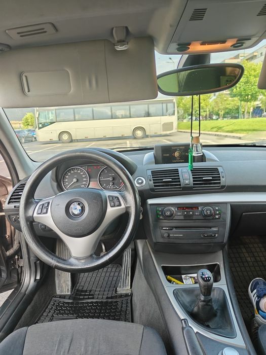 Vând BMW seria 118D 122 cp 2006