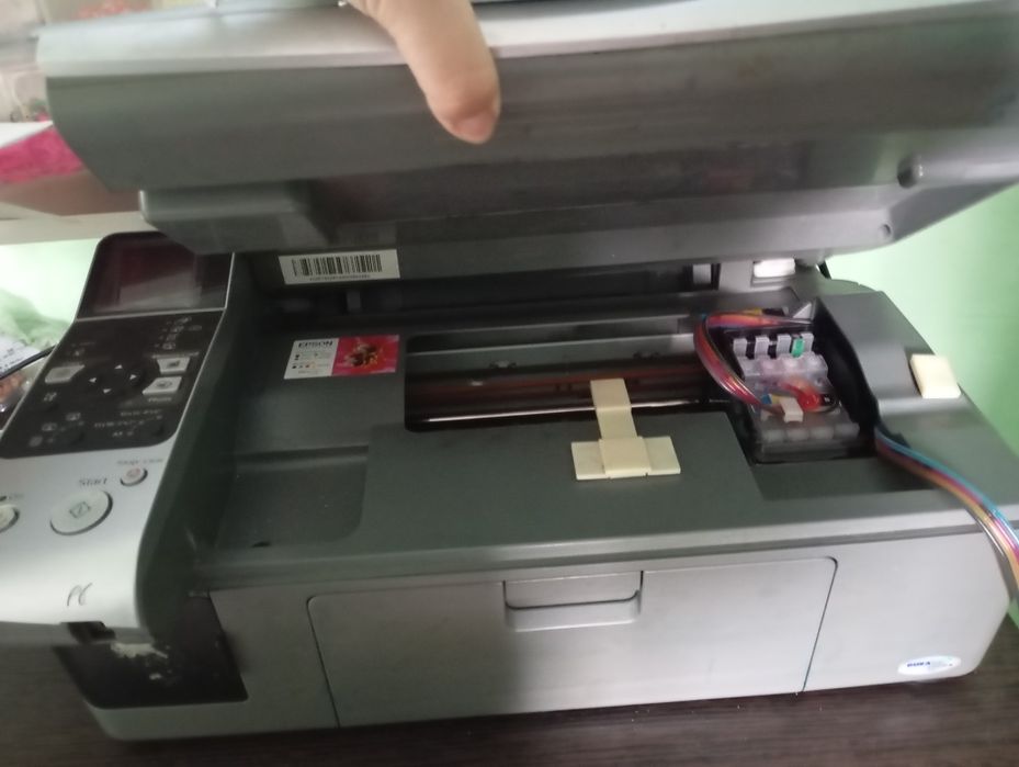 Принтер продам на запчасти