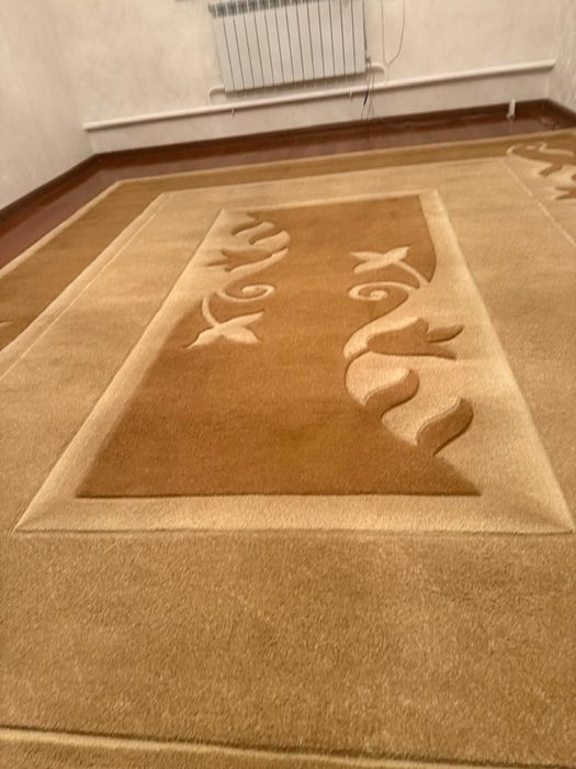 Продается КОВЕР 25 000 тг!