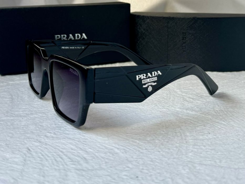 Дамски слънчеви очила правоъгълни 2 цвята