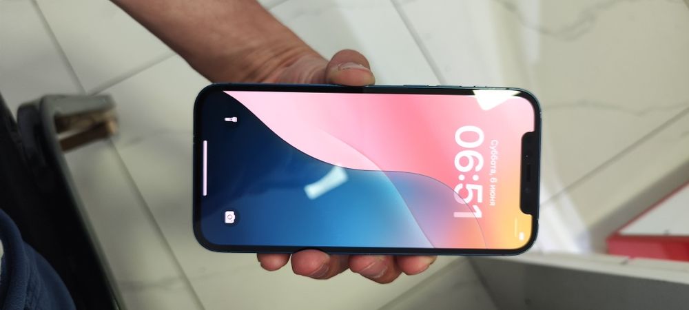 Iphone 12 juda arzon
